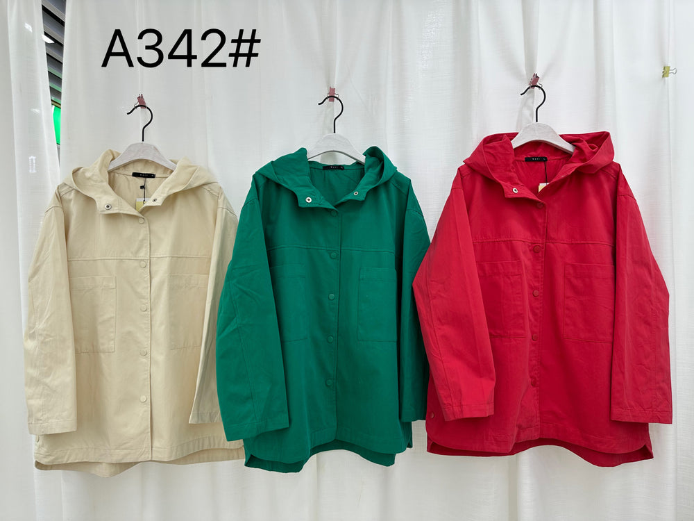 
                  
                    Chaqueta A342
                  
                