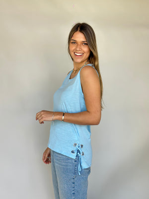 
                  
                    Musculosa de algodon C259
                  
                