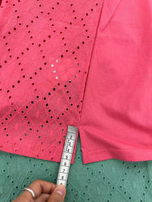 
                  
                    Blusa A441
                  
                