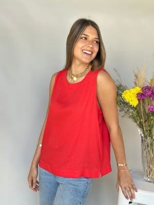 
                  
                    Musculosa de lino A459
                  
                