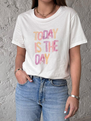 
                  
                    Remera de Algodon "Today is the Day" A224
                  
                