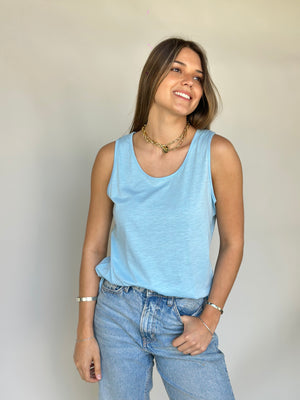 
                  
                    Musculosa de algodon C259
                  
                