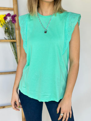 
                  
                    Blusa A443
                  
                