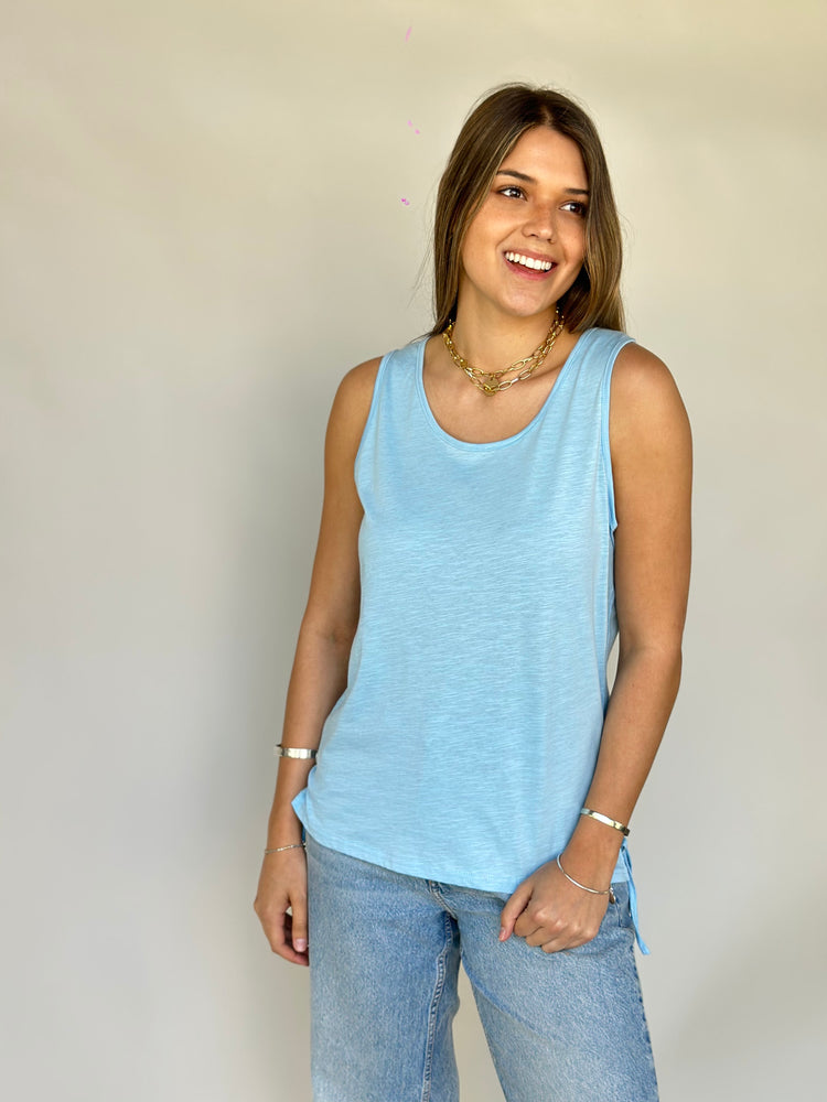 
                  
                    Musculosa de algodon C259
                  
                