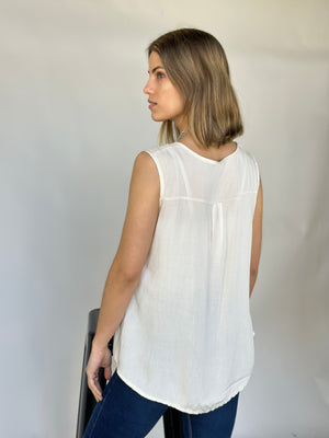 
                  
                    Musculosa s555
                  
                