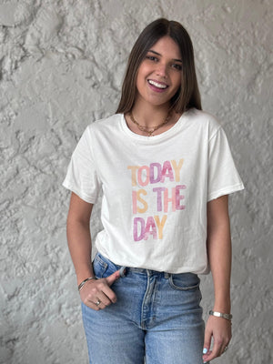 
                  
                    Remera de Algodon "Today is the Day" A224
                  
                