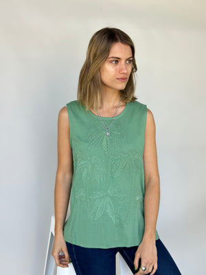 
                  
                    Musculosa bordada A460
                  
                