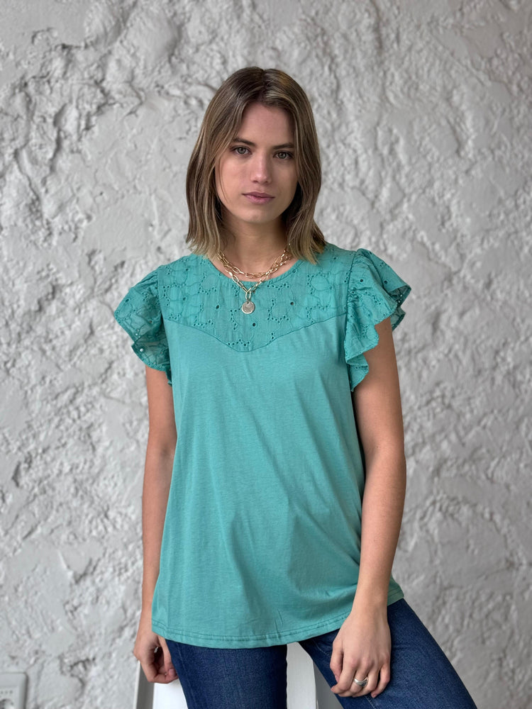 
                  
                    Blusa A440
                  
                