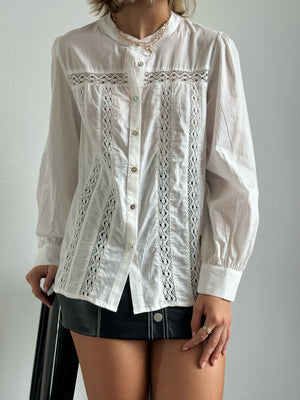 
                  
                    Blusa A528
                  
                