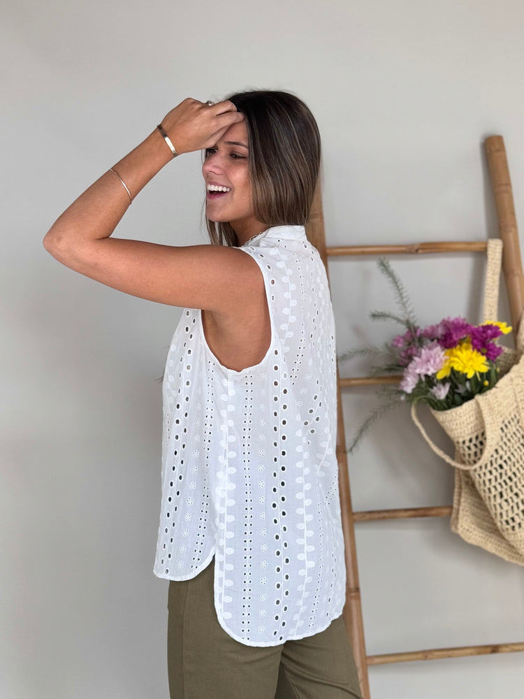 
                  
                    Musculosa A502
                  
                