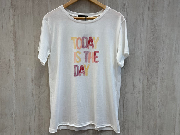 Remera de Algodon "Today is the Day" A224